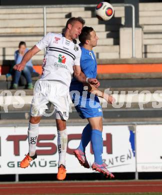 Fussball Regionalliga. RZ Pellets WAC Amateure gegen Annabichler SV.  Peter Tschernegg, (WAC), Vahid Muharemovic  (ASV). Wolfsberg, Lavanttal Arena, am 8.11.2015.
Foto: Kuess
---
pressefotos, pressefotografie, kuess, qs, qspictures, sport, bild, bilder, bilddatenbank