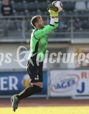 Fussball Regionalliga. RZ Pellets WAC Amateure gegen Annabichler SV.  Darjan Curanovic  (ASV). Wolfsberg, Lavanttal Arena, am 8.11.2015.
Foto: Kuess
---
pressefotos, pressefotografie, kuess, qs, qspictures, sport, bild, bilder, bilddatenbank