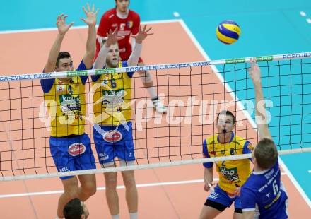 Volleyball BUndesliga. SK Posojilnica Aich/Dob gegen Hypo Tirol VT.  Filip Palgut, Peter Wohlfahrtstaetter (Aich/Dob). Bleiburg, am 12.11.2015.
Foto: Kuess
---
pressefotos, pressefotografie, kuess, qs, qspictures, sport, bild, bilder, bilddatenbank