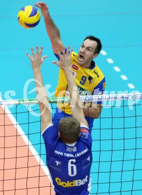 Volleyball BUndesliga. SK Posojilnica Aich/Dob gegen Hypo Tirol VT.  Andrej Grut (Aich/Dob). Bleiburg, am 12.11.2015.
Foto: Kuess
---
pressefotos, pressefotografie, kuess, qs, qspictures, sport, bild, bilder, bilddatenbank