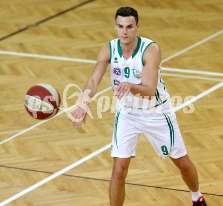 Basketball. OEBV Cup. KOS Celovec gegen BK Mattersburg Rocks. Nenad Kalamanda (KOS). Klagenfurt, am 14.11.2015.
Foto: Kuess
---
pressefotos, pressefotografie, kuess, qs, qspictures, sport, bild, bilder, bilddatenbank