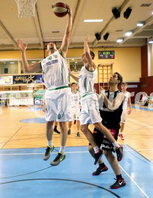 Basketball. OEBV Cup. KOS Celovec gegen BK Mattersburg Rocks. Grega Mali,  (KOS), Nenad Kalamanda,  (Mattersburg). Klagenfurt, am 14.11.2015.
Foto: Kuess
---
pressefotos, pressefotografie, kuess, qs, qspictures, sport, bild, bilder, bilddatenbank