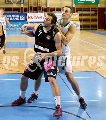 Basketball. OEBV Cup. KOS Celovec gegen BK Mattersburg Rocks. Nenad Kalamanda,  (KOS), Hannes Artner (Mattersburg). Klagenfurt, am 14.11.2015.
Foto: Kuess
---
pressefotos, pressefotografie, kuess, qs, qspictures, sport, bild, bilder, bilddatenbank