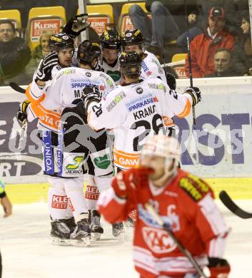 EBEL. Eishockey Bundesliga. KAC gegen 	Moser Medical Graz 99ers. torjubel  (Graz). Klagenfurt, am 17.11.2015.
Foto: Kuess

---
pressefotos, pressefotografie, kuess, qs, qspictures, sport, bild, bilder, bilddatenbank