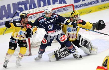 EBEL. Eishockey Bundesliga. EC VSV gegen UPC Vienna Capitals. Daniel Nageler, (VSV), Rafael Rotter, Nathan Lawson  (Caps). Villach, am 17.11.2015.
Foto: Kuess 


---
pressefotos, pressefotografie, kuess, qs, qspictures, sport, bild, bilder, bilddatenbank