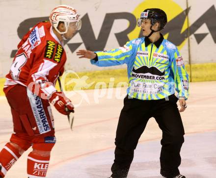 EBEL. Eishockey Bundesliga. KAC gegen 	Moser Medical Graz 99ers. Lineswoman Bettina Angerer. Klagenfurt, am 17.11.2015.
Foto: Kuess

---
pressefotos, pressefotografie, kuess, qs, qspictures, sport, bild, bilder, bilddatenbank