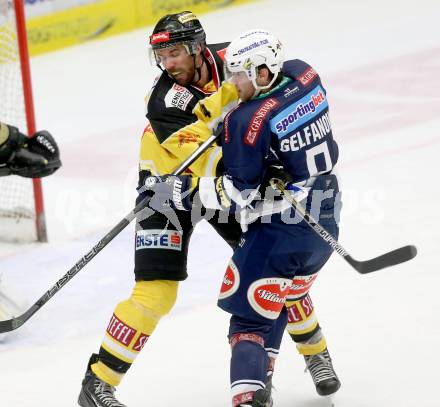 EBEL. Eishockey Bundesliga. EC VSV gegen UPC Vienna Capitals. Ruslan Gelfanov,  (VSV), Philippe Lakos (Caps). Villach, am 17.11.2015.
Foto: Kuess 


---
pressefotos, pressefotografie, kuess, qs, qspictures, sport, bild, bilder, bilddatenbank