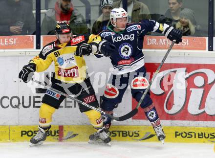 EBEL. Eishockey Bundesliga. EC VSV gegen UPC Vienna Capitals. Dustin Johner, (VSV), Simon Gamache  (Caps). Villach, am 17.11.2015.
Foto: Kuess 


---
pressefotos, pressefotografie, kuess, qs, qspictures, sport, bild, bilder, bilddatenbank