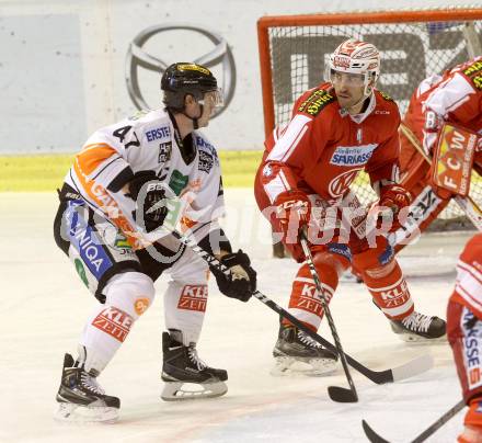 EBEL. Eishockey Bundesliga. KAC gegen 	Moser Medical Graz 99ers. Mark Popovic,  (KAC), Evan Brophey (Graz). Klagenfurt, am 17.11.2015.
Foto: Kuess

---
pressefotos, pressefotografie, kuess, qs, qspictures, sport, bild, bilder, bilddatenbank