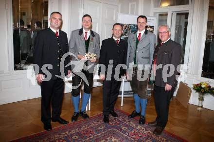 Verleihung des Kaerntner Loewen an Blasmusikvereine. Klagenfurt, 19.11.2015.
Foto: Kuess
---
pressefotos, pressefotografie, kuess, qs, qspictures, sport, bild, bilder, bilddatenbank