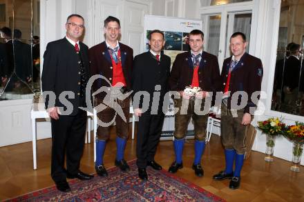 Verleihung des Kaerntner Loewen an Blasmusikvereine. Klagenfurt, 19.11.2015.
Foto: Kuess
---
pressefotos, pressefotografie, kuess, qs, qspictures, sport, bild, bilder, bilddatenbank