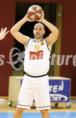 Basketball 2. Bundesliga 2015/16 Grunddurchgang 9.Runde.  Woerthersee Piraten gegen BBU Salzburg. Joachim Buggelsheim (Woerthersee Piraten). Klagenfurt, am 21.11.2015.
Foto: Kuess
---
pressefotos, pressefotografie, kuess, qs, qspictures, sport, bild, bilder, bilddatenbank