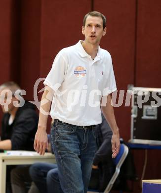 Basketball 2. Bundesliga 2015/16 Grunddurchgang 9.Runde.  Woerthersee Piraten gegen BBU Salzburg.  Trainer Christian Raus (BBU Salzburg). Klagenfurt, am 21.11.2015.
Foto: Kuess
---
pressefotos, pressefotografie, kuess, qs, qspictures, sport, bild, bilder, bilddatenbank