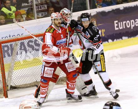 EBEL. Eishockey Bundesliga. KAC gegen 	HC Orli Znojmo. Jean Francois Jacques,  (KAC), Libor Sulak, Patrik Nechvatal (Znojmo). Klagenfurt, am 24.11.2015.
Foto: Kuess

---
pressefotos, pressefotografie, kuess, qs, qspictures, sport, bild, bilder, bilddatenbank