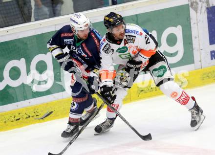 EBEL. Eishockey Bundesliga. EC VSV gegen Moser Medical Graz 99ers.  Ruslan Gelfanov,  (VSV), Stephen Werner (Graz). Villach, am 24.11.2015.
Foto: Kuess 


---
pressefotos, pressefotografie, kuess, qs, qspictures, sport, bild, bilder, bilddatenbank