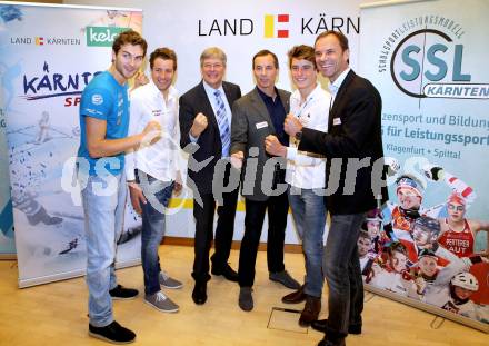 Pressekonferenz Schulsportleistungsmodell Kaernten. Robin Seidl (Beachvolleyball), Franz Wilfan, Klaus Sadovnik, Mario Leitner (Wildwassersport, Kajak, Kanu), Marco Haller (Radsport), Landeshauptmann Peter Kaiser, Klaus Sadovnik. Klagenfurt, am 24.11.2015.
Foto: Kuess
---
pressefotos, pressefotografie, kuess, qs, qspictures, sport, bild, bilder, bilddatenbank