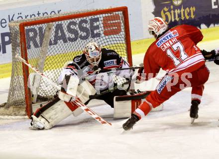 EBEL. Eishockey Bundesliga. KAC gegen 	HC Orli Znojmo. Manuel Ganahl,  (KAC), Patrik Nechvatal (Znojmo). Klagenfurt, am 24.11.2015.
Foto: Kuess

---
pressefotos, pressefotografie, kuess, qs, qspictures, sport, bild, bilder, bilddatenbank