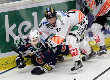 EBEL. Eishockey Bundesliga. EC VSV gegen Moser Medical Graz 99ers.  Rick Schofield, (VSV), Jonas Almtorp (Graz). Villach, am 24.11.2015.
Foto: Kuess 


---
pressefotos, pressefotografie, kuess, qs, qspictures, sport, bild, bilder, bilddatenbank