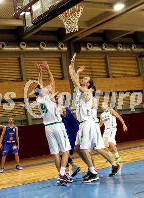 Basketball 2. Bundesliga 2015/16 Grunddurchgang 10.Runde. KOS Celovec gegen Timberwolves. Nenad Kalmanada, Jakob Strazar  (KOS), (Timberwolves). Klagenfurt, am 28.11.2015.
Foto: Kuess
---
pressefotos, pressefotografie, kuess, qs, qspictures, sport, bild, bilder, bilddatenbank