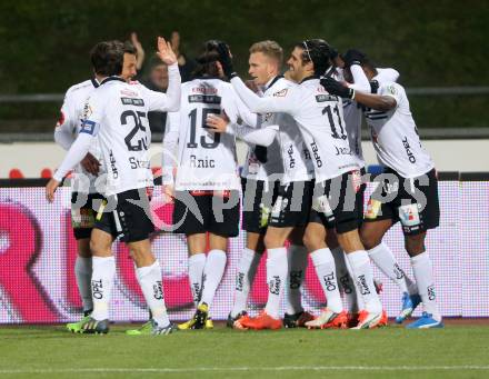 Fussball tipico Bundesliga. RZ Pellets WAC gegen FC Admira Wacker Moedling. Torjubel   (WAC). Wolfsberg, am 7.11.2015.
Foto: Kuess
---
pressefotos, pressefotografie, kuess, qs, qspictures, sport, bild, bilder, bilddatenbank