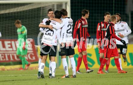 Fussball tipico Bundesliga. RZ Pellets WAC gegen FC Admira Wacker Moedling. Torjubel Joachim Standfest, Thomas Zuendel, Peter Tschernegg (WAC). Wolfsberg, am 7.11.2015.
Foto: Kuess
---
pressefotos, pressefotografie, kuess, qs, qspictures, sport, bild, bilder, bilddatenbank