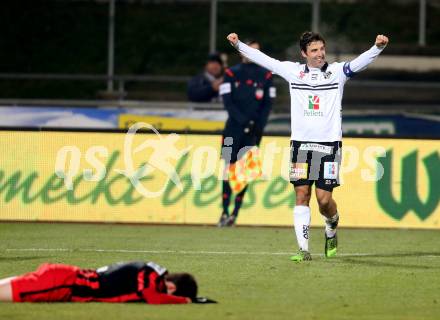 Fussball tipico Bundesliga. RZ Pellets WAC gegen FC Admira Wacker Moedling. Torjubel Joachim Standfest (WAC). Wolfsberg, am 7.11.2015.
Foto: Kuess
---
pressefotos, pressefotografie, kuess, qs, qspictures, sport, bild, bilder, bilddatenbank