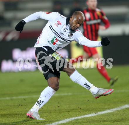 Fussball tipico Bundesliga. RZ Pellets WAC gegen FC Admira Wacker Moedling.  De Oliveira Silvio Carlos (WAC). Wolfsberg, am 7.11.2015.
Foto: Kuess
---
pressefotos, pressefotografie, kuess, qs, qspictures, sport, bild, bilder, bilddatenbank