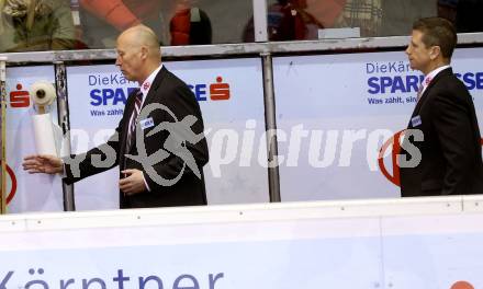 EBEL. Eishockey Bundesliga. KAC gegen 	EC Red Bull Salzburg. Trainer Doug Mason, Co-Trainer Kirk Furey (KAC). Klagenfurt, am 29.11.2015.
Foto: Kuess

---
pressefotos, pressefotografie, kuess, qs, qspictures, sport, bild, bilder, bilddatenbank