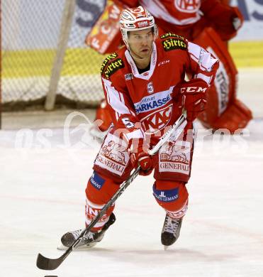 EBEL. Eishockey Bundesliga. KAC gegen 	EC Red Bull Salzburg. Jason Desantis (KAC). Klagenfurt, am 29.11.2015.
Foto: Kuess

---
pressefotos, pressefotografie, kuess, qs, qspictures, sport, bild, bilder, bilddatenbank