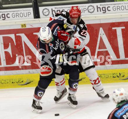 EBEL. Eishockey Bundesliga. EC VSV gegen HC TWK Innsbruck.	 .  Ryan McKiernan, (VSV), Christoph Hoertnagl (Innsbruck). Villach, am 29.11.2015.
Foto: Kuess 


---
pressefotos, pressefotografie, kuess, qs, qspictures, sport, bild, bilder, bilddatenbank