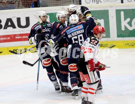 EBEL. Eishockey Bundesliga. EC VSV gegen HC TWK Innsbruck.	 .  torjubel (VSV). Villach, am 29.11.2015.
Foto: Kuess 


---
pressefotos, pressefotografie, kuess, qs, qspictures, sport, bild, bilder, bilddatenbank