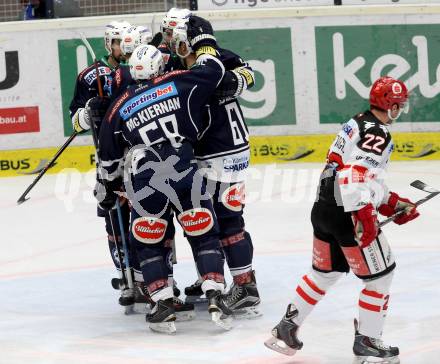 EBEL. Eishockey Bundesliga. EC VSV gegen HC TWK Innsbruck.	 .  torjubel (VSV). Villach, am 29.11.2015.
Foto: Kuess 


---
pressefotos, pressefotografie, kuess, qs, qspictures, sport, bild, bilder, bilddatenbank