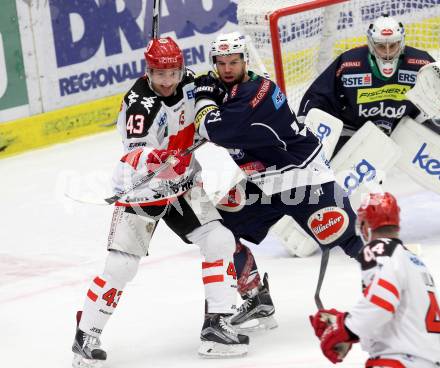 EBEL. Eishockey Bundesliga. EC VSV gegen HC TWK Innsbruck.	 .  Jean Philippe Lamoureux, Matt Kelly, (VSV), HAHN Derek (Innsbruck). Villach, am 29.11.2015.
Foto: Kuess 


---
pressefotos, pressefotografie, kuess, qs, qspictures, sport, bild, bilder, bilddatenbank