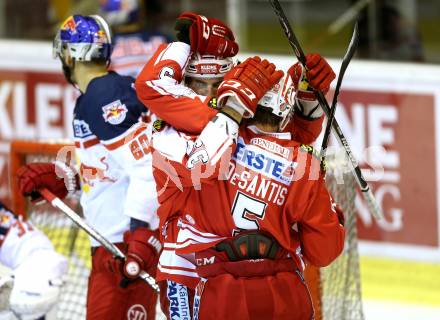 EBEL. Eishockey Bundesliga. KAC gegen 	EC Red Bull Salzburg. Torjubel Jean Francois Jacques, Jason Desantis (KAC). Klagenfurt, am 29.11.2015.
Foto: Kuess

---
pressefotos, pressefotografie, kuess, qs, qspictures, sport, bild, bilder, bilddatenbank