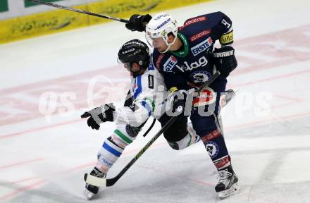 EBEL. Eishockey Bundesliga. EC VSV gegen HDD TELEMACH Olimpija Ljubljana. Dustin Johner,  (VSV), Ziga Pesut (Laibach). Villach, am 4.12.2015.
Foto: Kuess 


---
pressefotos, pressefotografie, kuess, qs, qspictures, sport, bild, bilder, bilddatenbank