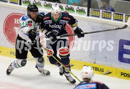 EBEL. Eishockey Bundesliga. EC VSV gegen HDD TELEMACH Olimpija Ljubljana. Valentin Leiler,  (VSV), Maks Selan (Laibach). Villach, am 4.12.2015.
Foto: Kuess 


---
pressefotos, pressefotografie, kuess, qs, qspictures, sport, bild, bilder, bilddatenbank