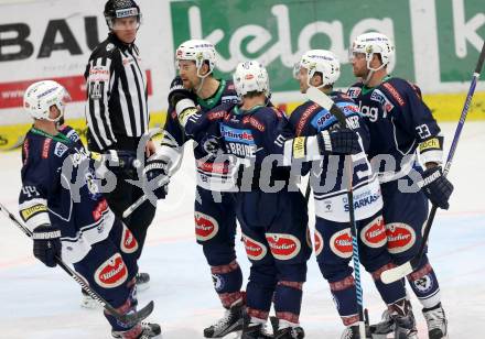 EBEL. Eishockey Bundesliga. EC VSV gegen HDD TELEMACH Olimpija Ljubljana. Torjubel Eric Hunter, Dustin Johner, Markus Schlacher, Brock McBride, Matt Kelly (VSV). Villach, am 4.12.2015.
Foto: Kuess 


---
pressefotos, pressefotografie, kuess, qs, qspictures, sport, bild, bilder, bilddatenbank