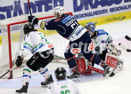 EBEL. Eishockey Bundesliga. EC VSV gegen HDD TELEMACH Olimpija Ljubljana.  Torjubel Rick Schofield,  (VSV), David Planko, Oliver Roy (Laibach). Villach, am 4.12.2015.
Foto: Kuess 


---
pressefotos, pressefotografie, kuess, qs, qspictures, sport, bild, bilder, bilddatenbank