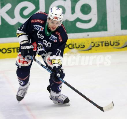 EBEL. Eishockey Bundesliga. EC VSV gegen HDD TELEMACH Olimpija Ljubljana. Florian Muehlstein (VSV). Villach, am 4.12.2015.
Foto: Kuess 


---
pressefotos, pressefotografie, kuess, qs, qspictures, sport, bild, bilder, bilddatenbank