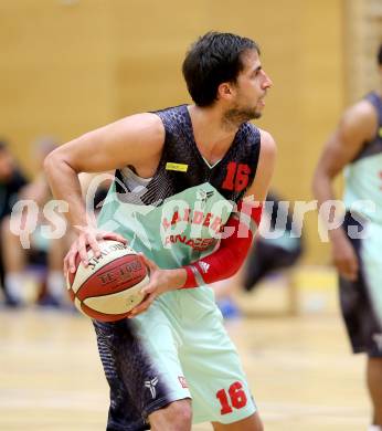 Basketball OEBV Cup. Raiders Villach gegen Mistelbach Mustangs. Marko Kolaric  (Villach). Villach, am 8.12.2015.
Foto: Kuess
---
pressefotos, pressefotografie, kuess, qs, qspictures, sport, bild, bilder, bilddatenbank