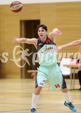 Basketball OEBV Cup. Raiders Villach gegen Mistelbach Mustangs. Andreas Kuttnig (Villach). Villach, am 8.12.2015.
Foto: Kuess
---
pressefotos, pressefotografie, kuess, qs, qspictures, sport, bild, bilder, bilddatenbank