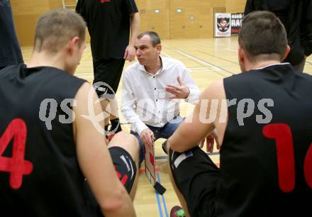 Basketball OEBV Cup. Raiders Villach gegen Mistelbach Mustangs. Trainer Martin Weissenboeck (Mistelbach). Villach, am 8.12.2015.
Foto: Kuess
---
pressefotos, pressefotografie, kuess, qs, qspictures, sport, bild, bilder, bilddatenbank