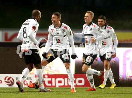 Fussball tipico Bundesliga. RZ Pellets WAC gegen FK Austria Wien. Torjubel De Oliveira Silvio Carlos, Nemanja Rnic, Peter Tschernegg, Christoph Rabitsch (WAC). Wolfsberg, am 5.12.2015.
Foto: Kuess
---
pressefotos, pressefotografie, kuess, qs, qspictures, sport, bild, bilder, bilddatenbank