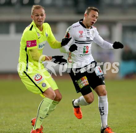 Fussball tipico Bundesliga. RZ Pellets WAC gegen FK Austria Wien. Peter Tschernegg,  (WAC), Raphael Holzhauser (Wien). Wolfsberg, am 5.12.2015.
Foto: Kuess
---
pressefotos, pressefotografie, kuess, qs, qspictures, sport, bild, bilder, bilddatenbank