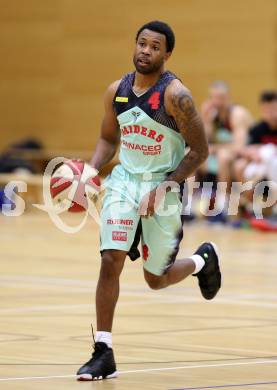 Basketball OEBV Cup. Raiders Villach gegen Mistelbach Mustangs. Dominique Richmond Jackson (Villach). Villach, am 8.12.2015.
Foto: Kuess
---
pressefotos, pressefotografie, kuess, qs, qspictures, sport, bild, bilder, bilddatenbank