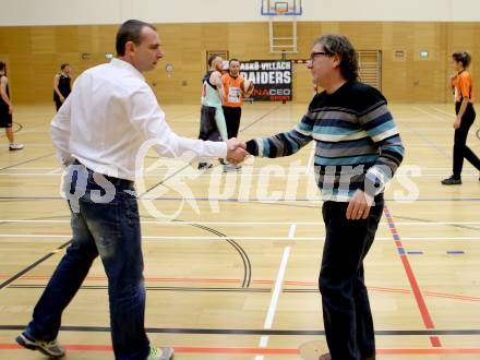 Basketball OEBV Cup. Raiders Villach gegen Mistelbach Mustangs. Trainer Miran Cilensek (Villach), Trainer Martin Weissenboeck  (Mistelbach). Villach, am 8.12.2015.
Foto: Kuess
---
pressefotos, pressefotografie, kuess, qs, qspictures, sport, bild, bilder, bilddatenbank