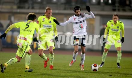 Fussball tipico Bundesliga. RZ Pellets WAC gegen FK Austria Wien. Ynclan Pajares Jacobo Maria,  (WAC), Ognjen Vukojevic, Raphael Holzhauser (Wien). Wolfsberg, am 5.12.2015.
Foto: Kuess
---
pressefotos, pressefotografie, kuess, qs, qspictures, sport, bild, bilder, bilddatenbank