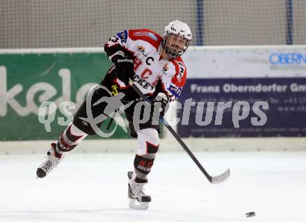 Eishockey Kaerntner Liga Division 2 Ost. HCP Pubersdorf gegen WSG Wietersdorf. Michael Krall (Pubersdorf). Voelkermarkt, am 12.12.2015.
Foto: Kuess
---
pressefotos, pressefotografie, kuess, qs, qspictures, sport, bild, bilder, bilddatenbank