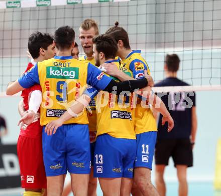 Volleyball Bundesliga. VBK Woerthersee Loewen Klagenfurt gegen SK Posojilnica Aich/Dob. Jubel (Aich/Dob). Klagenfurt, am 12.12.2015.
Foto: Kuess
---
pressefotos, pressefotografie, kuess, qs, qspictures, sport, bild, bilder, bilddatenbank