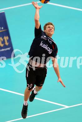 Volleyball Bundesliga. VBK Woerthersee Loewen Klagenfurt gegen SK Posojilnica Aich/Dob. Florian Schnetzer (Woerthersee Loewen). Klagenfurt, am 12.12.2015.
Foto: Kuess
---
pressefotos, pressefotografie, kuess, qs, qspictures, sport, bild, bilder, bilddatenbank